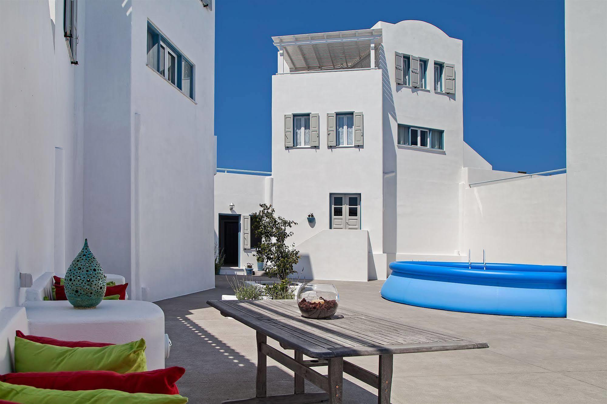 Отель Athiri Santorini